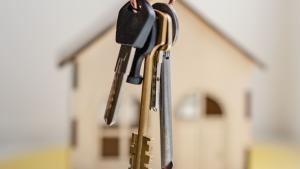 Home keys with the houses on the background