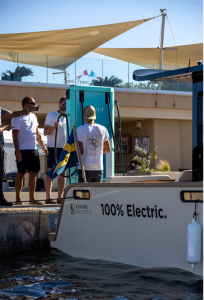 The Aqua 75 rapid charging the X Shore Eelex 8000