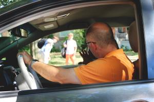 Carpooling kids being dropped off