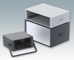 TECHNOMET 10.5" (half width) and 19" (full width) rack cases.