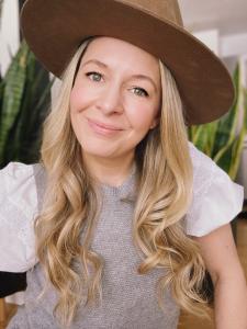Kyra Evans, author, speaker, and certified mindfulness instructor