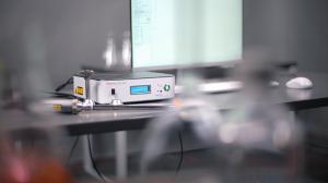 New Raman spectroscopic analyzer from Thermo Fisher Scientific Inc. offers rapid and accurate results without the need for sample preparation.