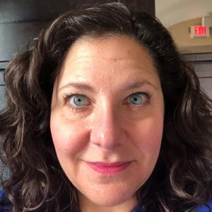 Psychic Lisa Adornato to be Featured on Close Up Radio