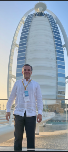 Pepe de la Cajiga promoviendo el turismo de Oaxaca en Qatar