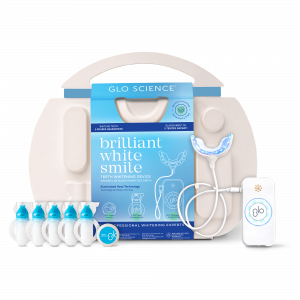 GLO BRILLIANT® WHITE SMILE - TEETH WHITENING DEVICE WITH ILLUMINATING HEAT TECHNOLOGY by GLO SCIENCE