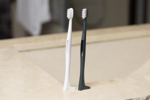 New Flow T Brush Toothbrush Launches Kickstarter Campaign on May 4, 2022