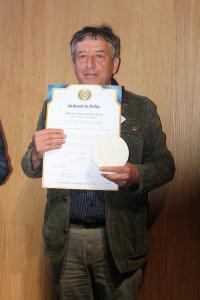 Mario Di Biase, founder of MDB, accepting the Felix Industria Magazine Award