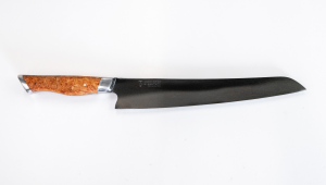 STEELPORT 10" Slicing Knife is an impressive showpiece for those who value a professional cut and presentation, whether for a special occasion like carving a holiday roast, trimming and portioning meat and fish, or precision work such as making sushi/sash