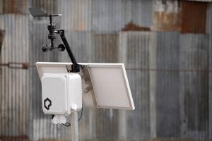 A Qube Axon devices monitors for methane leaks at an LNG facility