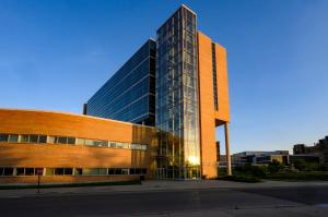 UW–Madison School of Pharmacy Advances Pharmaceutical Development with New Lachman Institute