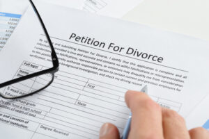 What is the divorce process in Illinois