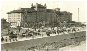 Historic image of Hotel Galvez showing original placement of urns