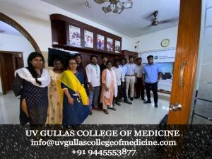 UV-Gullas-College-of-Medicine- Re Entry Students with Director