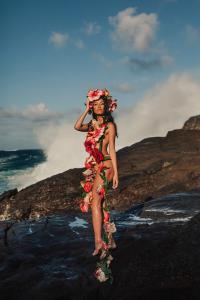 Actress-Model Isabelle Du emerges on the cliffs of Hawaii (photo by Carol Oliva)