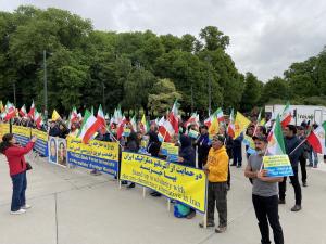 The protesters demanded the expulsion of all regime diplomats from European soil and put an end to the appeasement policy toward the mullahs’ regime. As Bagheri was passing in front of the Norwegian parliament. He received rotten eggs from protesters.