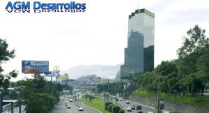 El Salvador City highways on average day
