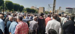 In Tabriz, the protesters were shouting, “We will not give in to disgrace,” expressing their frustration and rage toward the government’s continued measures to shut down their voice through threats and repression and chanting “Death to Raisi.”