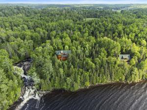 Custom Log Estate in Northern Ontario, Canada to Auction via Sotheby’s Concierge Auctions