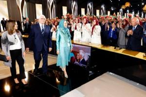 (Video) Iranian opposition PMOI/MEK hosts Vice President Mike Pence in Ashraf 3, Albania