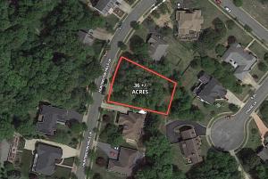 .36 +/- acre wooded building lot located in the desirable neighborhood of Huntington Hills in the City of Fredericksburg, VA •	Public utilities available