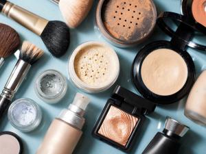 Cosmetics Market