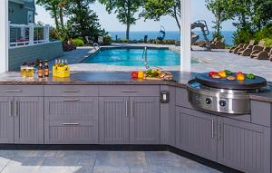 Outdoor Kitchen -amr