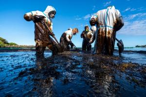 Oil Spill Management Market