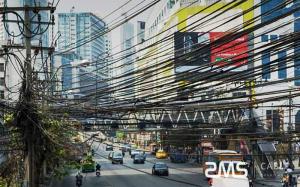 Overhead cables covering 7.2 km on some roads in Bangkok have been laid underground by BMA at an estimated cost of 140 million baht.