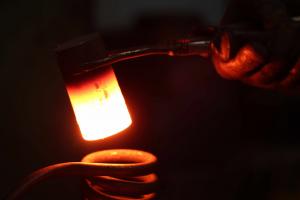 Induction furnace