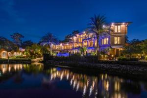 Outdoor access from all levels for waterfront entertaining