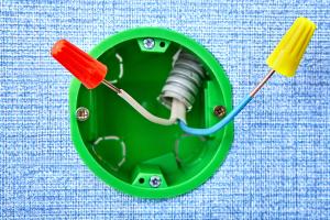 Pyroelectric