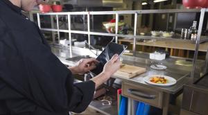 Cloud Kitchen Foodservice Market
