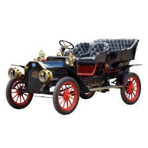 Extremely rare 1907 REO Model A 5-passenger touring car, an early and unusual vehicle and the brainchild of Ransom E. Olds, creator of the curved dash Oldsmobile (CA$41,300).