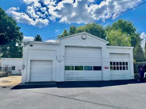  the longtime home of Richard’s Bus lines -- a 3 bay commercial building in downtown Luray, VA (Page County)