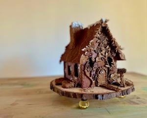 Rustic Cabin 2