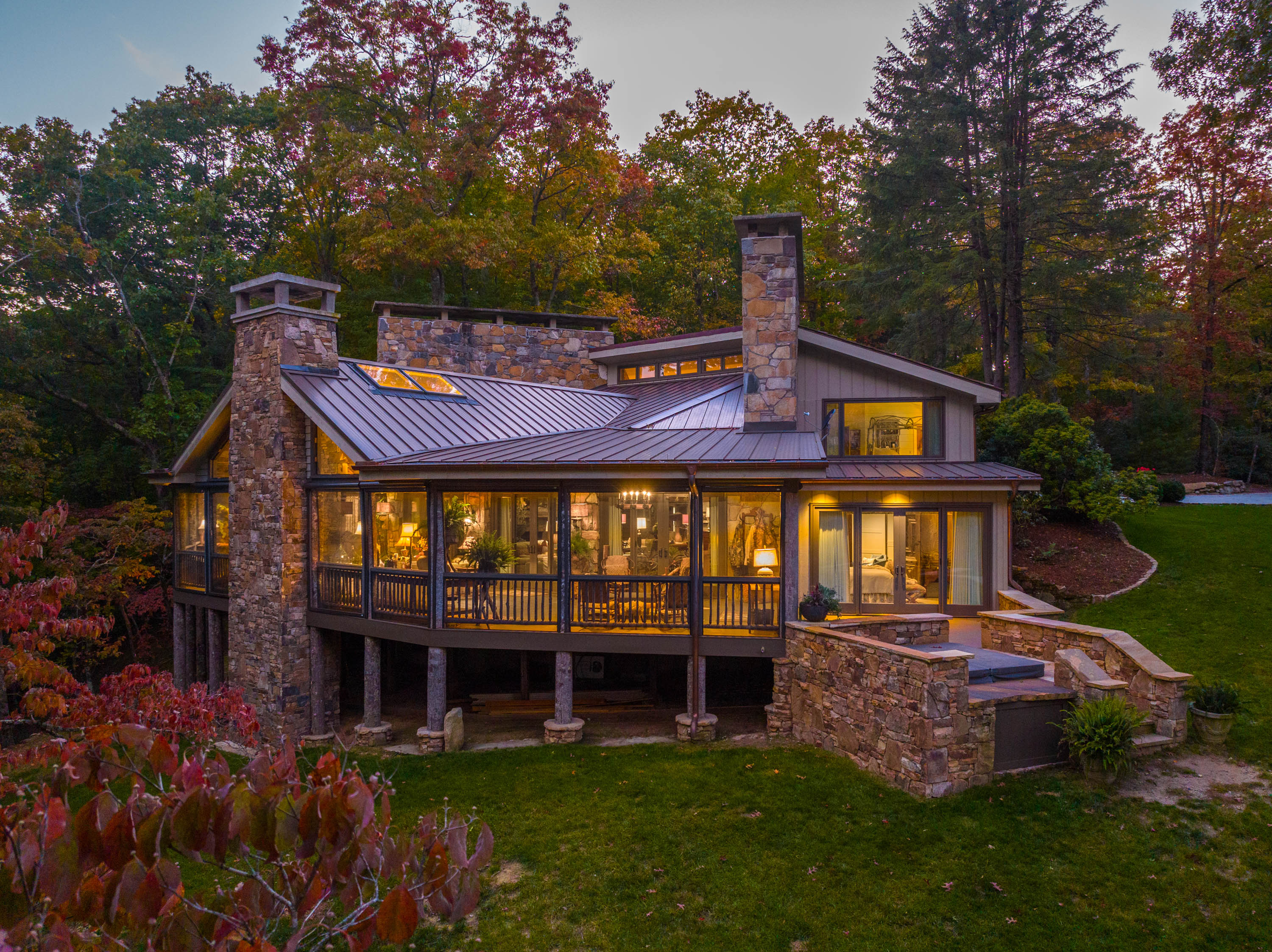40±ac farm on scenic flat ridge in the Blue Ridge mountains