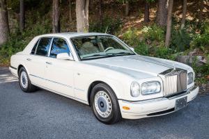 Gorgeous silver year 2000 Rolls Royce Seraph luxury car in remarkable condition (est. $35,000-$40,000).