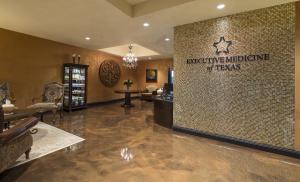 Executive Medicine of Texas is located in Southlake, Texas and is a leader in executive physicals, concierge medicine, and age management.