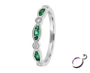 Vintage Style Diamond and Emerald Ring