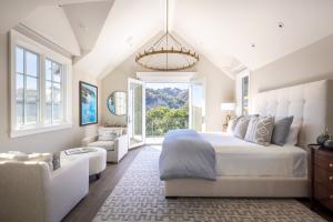 The ultimate in elegance with sweeping entertaining spaces