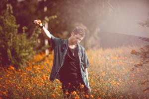 Johnnie Mikel, Pop Artist