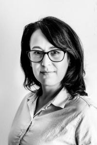 Photo of Stephanie Wells