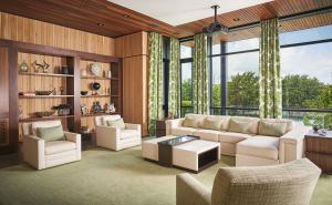 Stunning floor-to-ceiling windows, designed for recreation