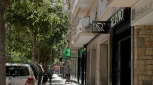 The Foto Ruano store front at Palma de Mallorca, Spain showing its black, white and yellow signage.