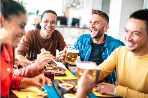 Consumers eating brunch
