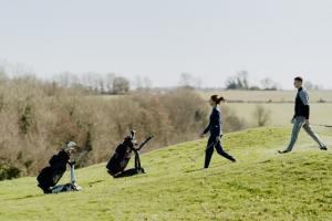 ORCA GOLF, a fast-growing premium golf bag production company has partnered with Great Britain’s #1 Golf Cart Caddie Company, Stewart Golf