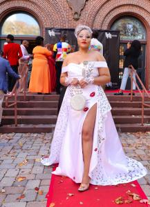 Plus-size model Sherita Ivory takes a moment to pose on the red carpet at The Full Figured Industry Awards.