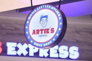 Artie's Express logo Glendale Galleria