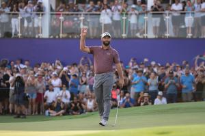 ROLEX TESTIMONEE JON RAHM CELEBRATES WINNING THE 2022 DP WORLD TOUR CHAMPIONSHIP, DUBAI