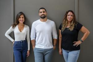 From left: Becky Jefferies, Yousef Albarqawi and Dina Mohammed-Laity, announce launch of tech startup Alfii to automate and humanize HR operations